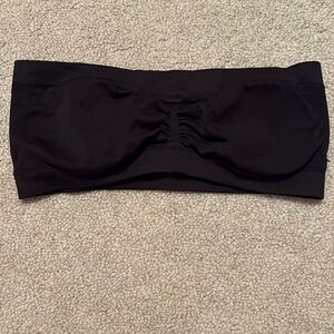 Strapless bandeau bra